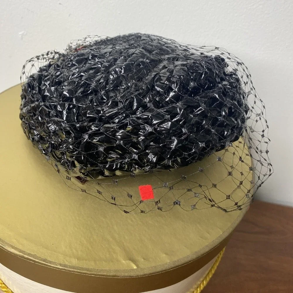 Chanda Boutique Black Hat Red pin Straw Netting Lined Combs Pillbox Hat Vintage